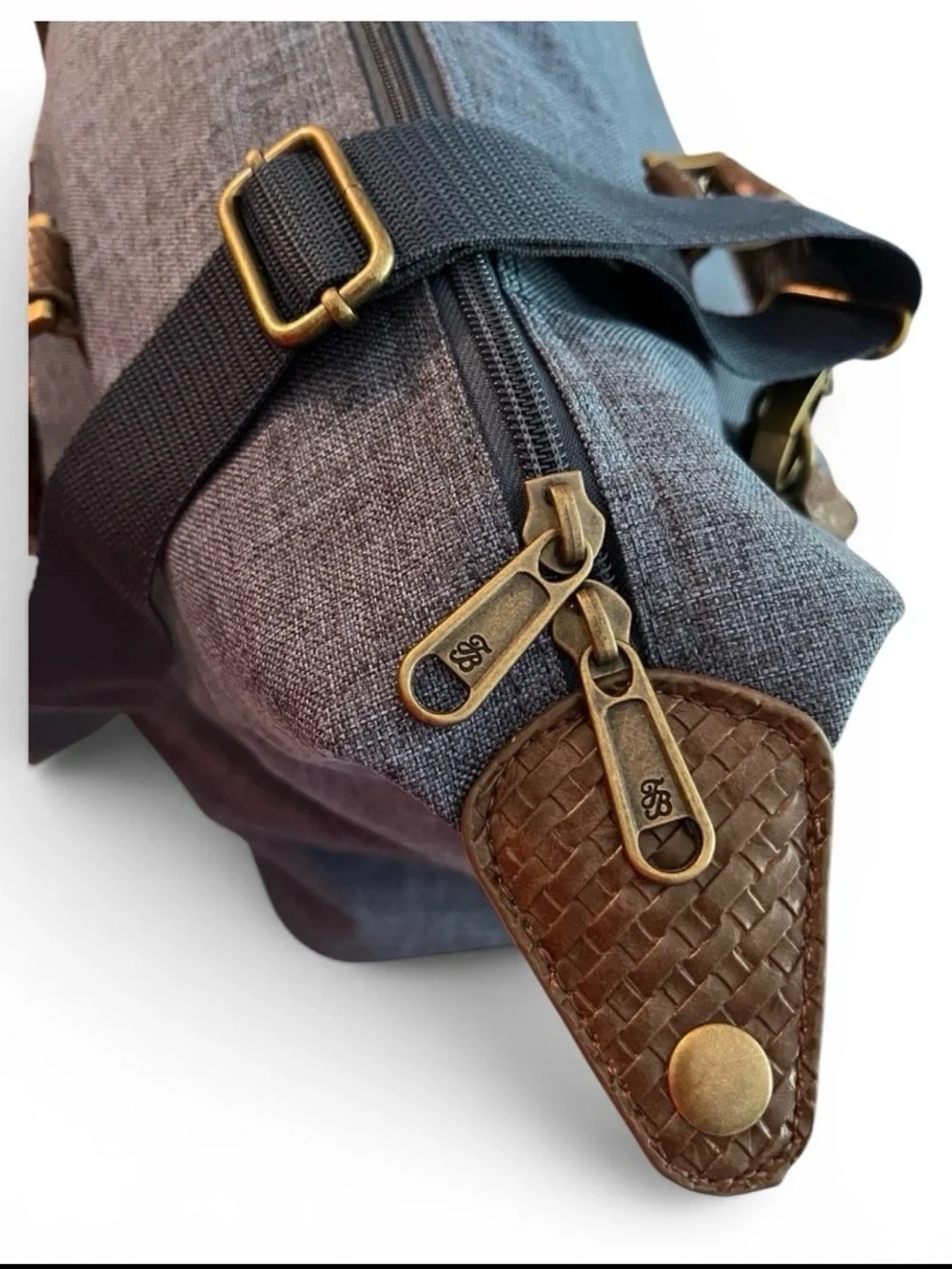 Tommy bahama Canbas Blue Travel Duffel Bag with Brown Trim